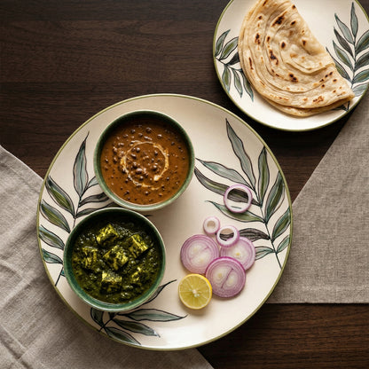 Green Leaf Dinner Set — Set of 4 (1 Dinner Plate, 1 Quarter Plate, 2 Bowls)