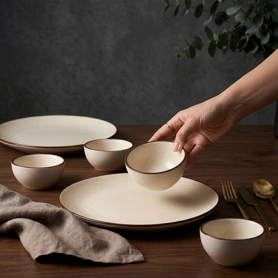 Classic Cream Dinner Set — Set of 6 (2 Dinner Plates, 4 Bowls)
